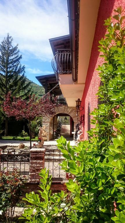 B&B Villa Damiani Brindisi di Montagna Ngoại thất bức ảnh